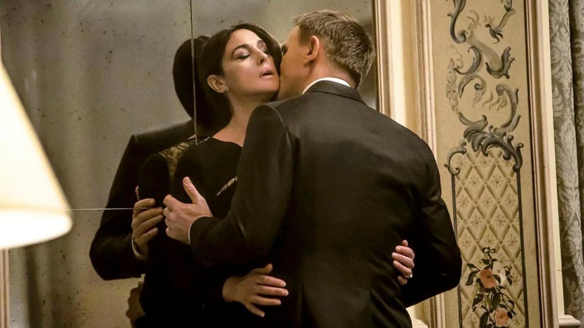 Monica Belluci y Daniel Craig en la saga de James Bond