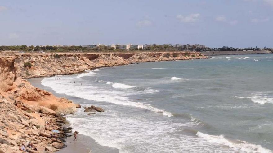 Una imagen de Cala mosca, ubicada en el litoral de Orihuela.