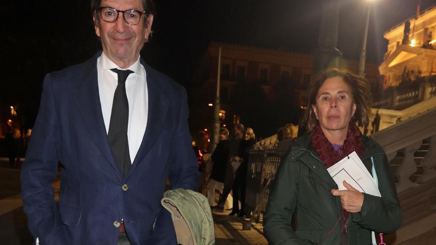 El novio de Ágatha Ruiz de la Prada habla sobre los rumores de crisis en la pareja por su polémica defensa