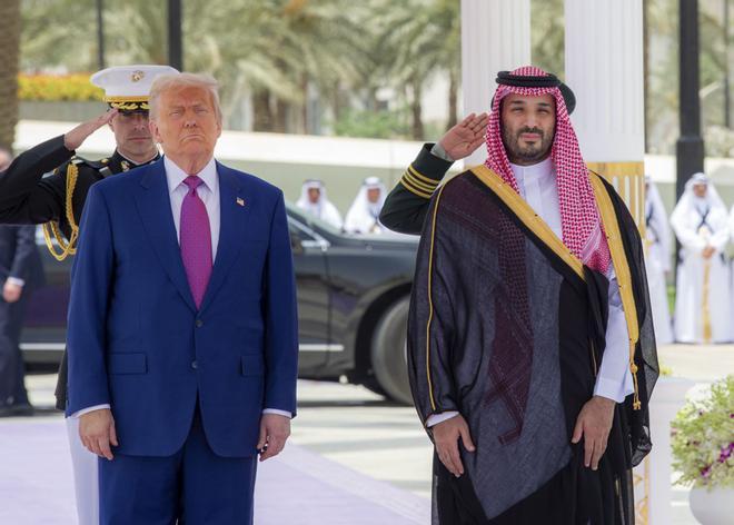 Estados Unidos llega a un acuerdo con Arabia Saudí para desarrollar un programa nuclear