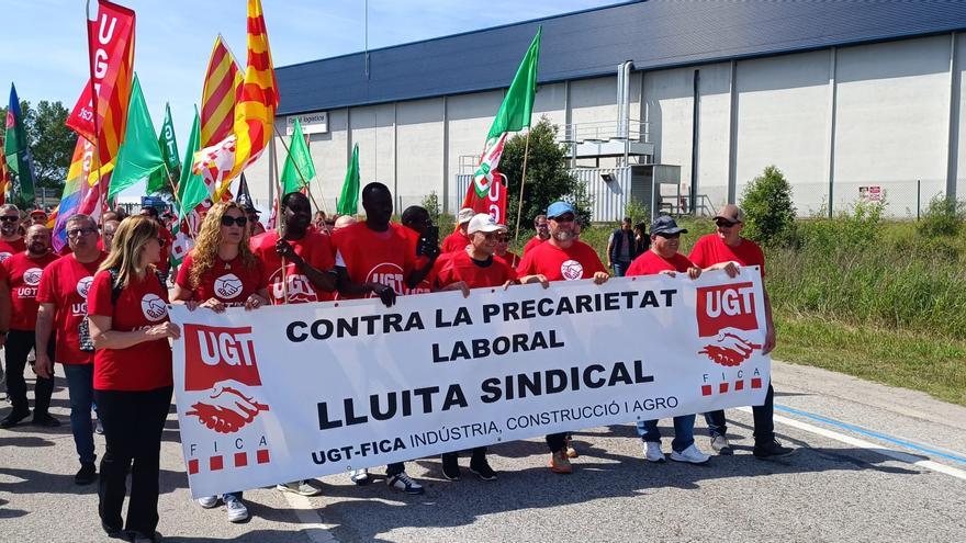 Els treballadors de Farré Logistics es manifesten per l&#039;acomiadament del delegat sindical