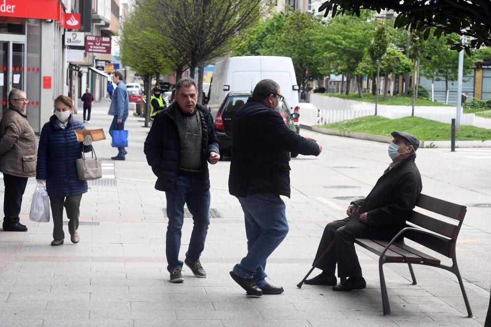 Así fue el paseo de los mayores en A Coruña