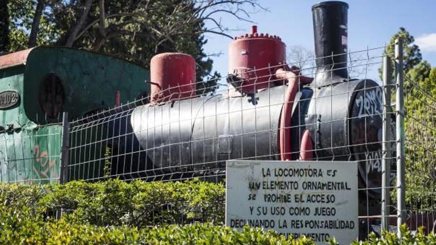 Valencia devolverá a Sagunt la vieja locomotora de los Jardines de Viveros