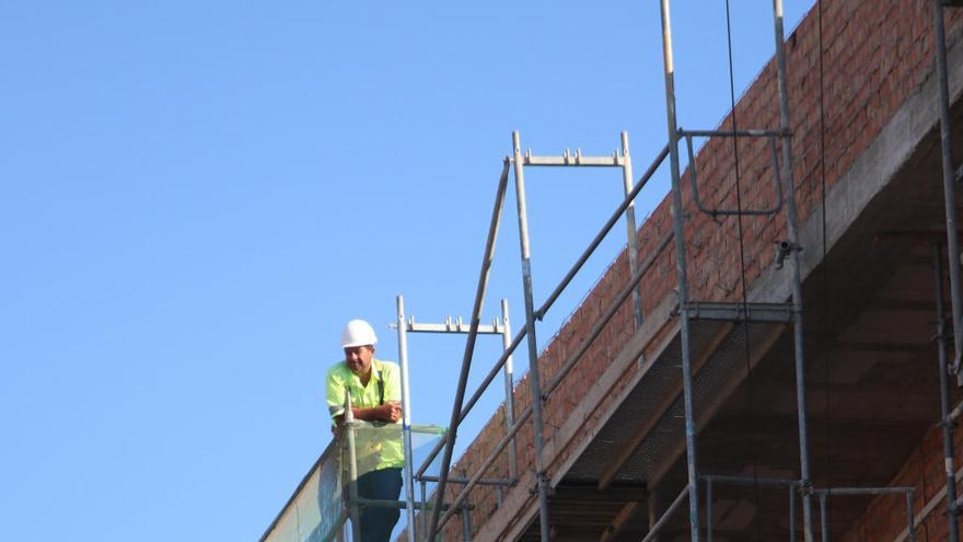 Un edificio en construcción.