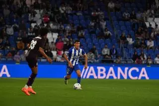 El Deportivo visitará al Atlético de Madrid con el dilema de los centrales: Miguel Loureiro o Lucas Noubi