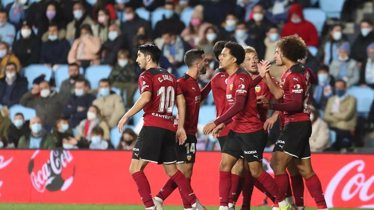 El equipo de Bordalás celebrando un gol en Balaídos