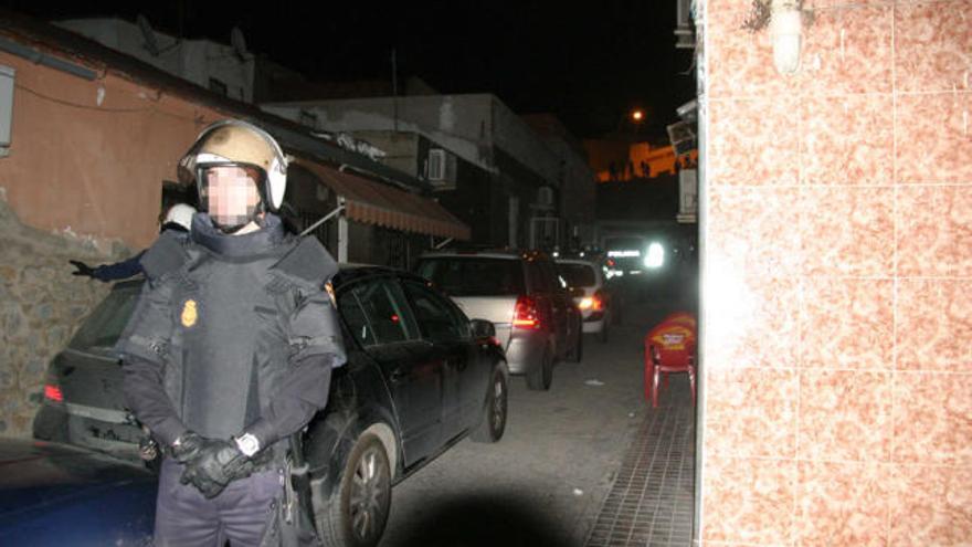 La última redada de la Policía Nacional esta semana en el barrio de La Tafalera.