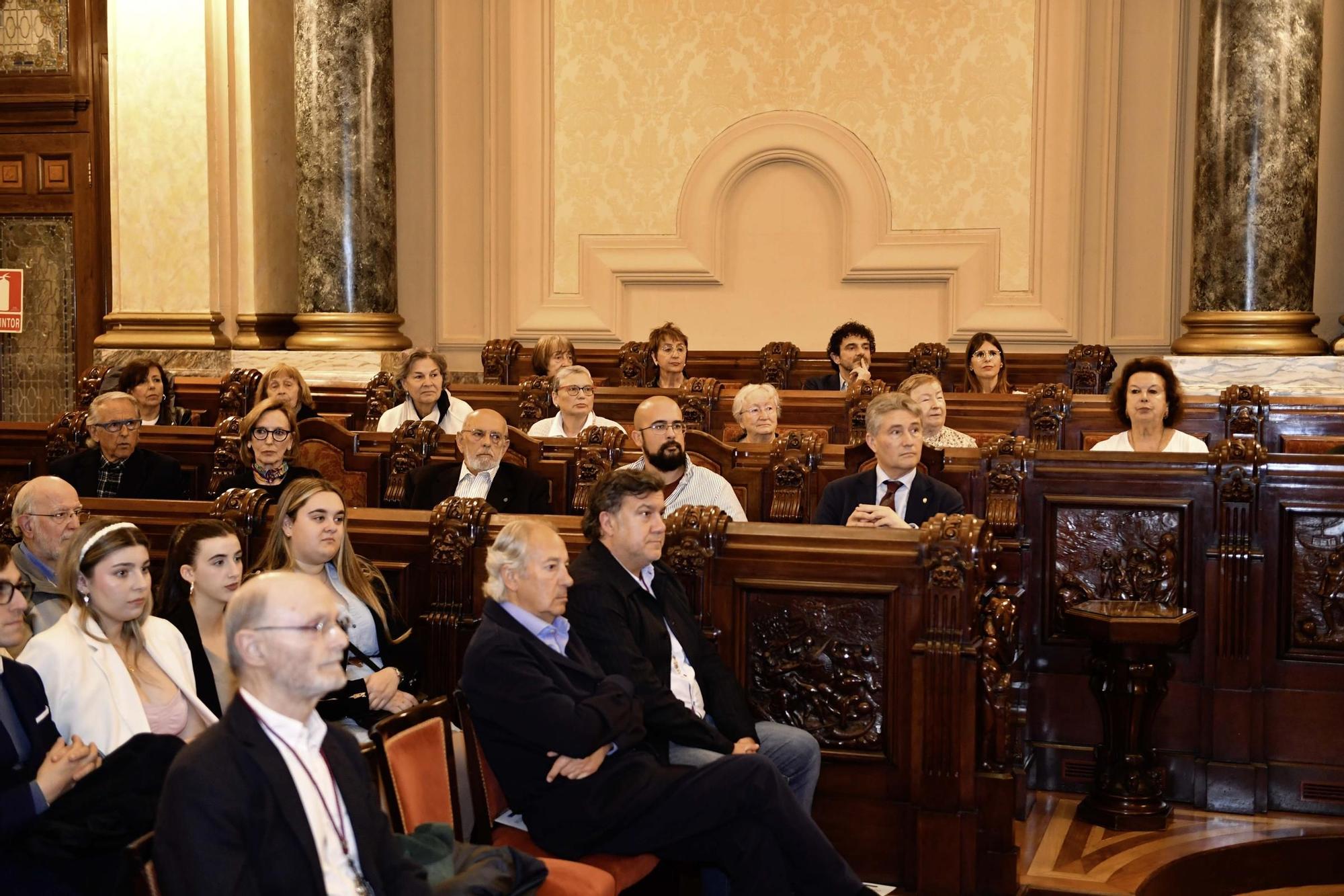 Olivia Rodríguez ingresa en el Instituto José Cornide