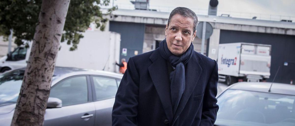 L’indiscret ‘àtic Zaplana’ a Altea L’indiscret ‘àtic Zaplana’ a Altea