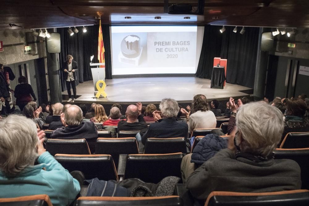 Joan Soler rep el Premi Bages de Cultura