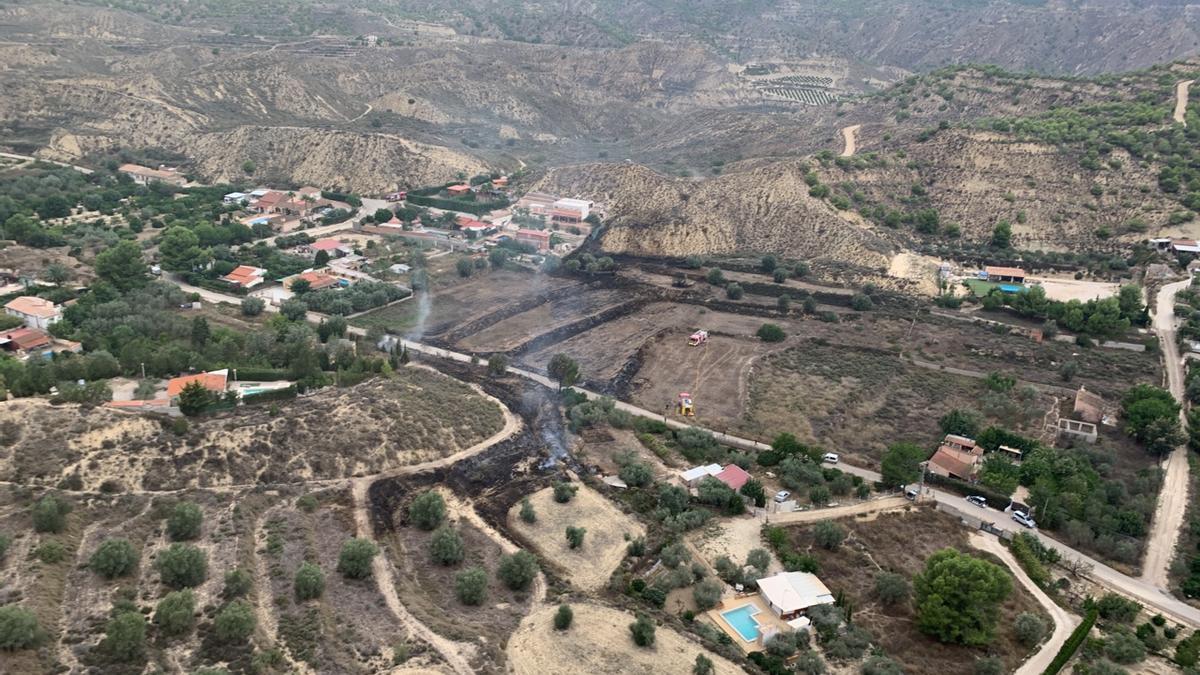 Imagen del incendio en el Camino de los Puros.