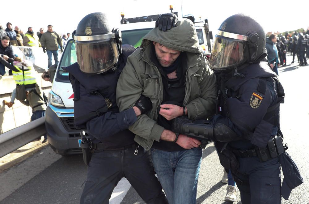 Las imágenes de las protestas de los taxistas.