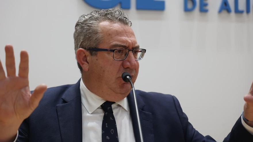 Toni Pérez fija la postura del Ayuntamiento de Benidorm sobre la sentencia de Serra Gelada