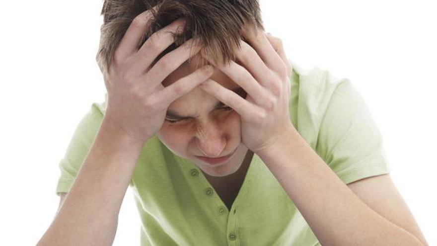 Un de cada tres adolescents pateix mal de cap de forma recurrent