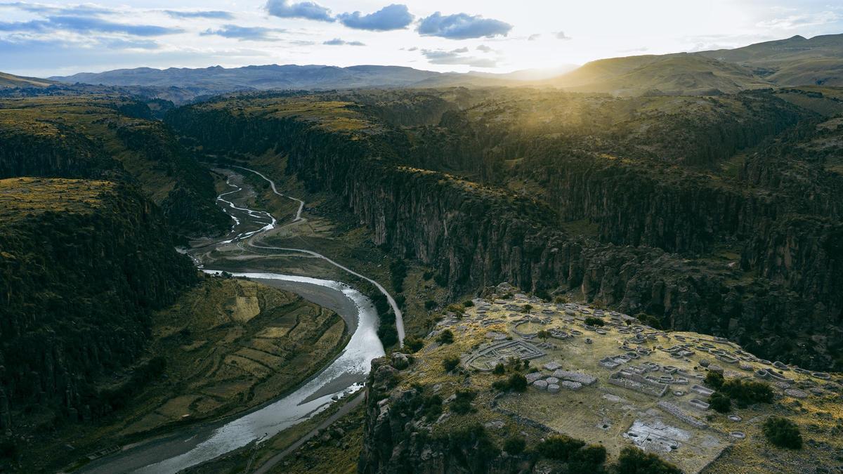 Las casualidades que llevaron a un canario a encontrar el Ancocagua, un templo inca perdido en Perú