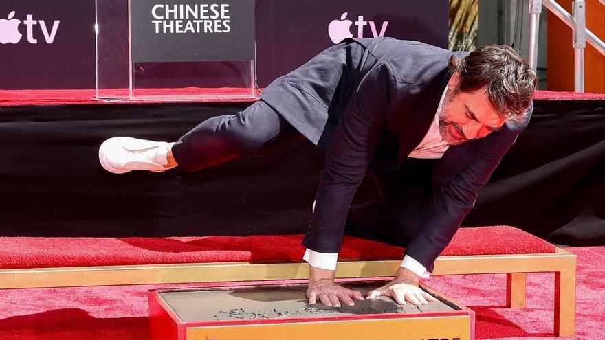 Javier Bardem se convierte en el primer actor español en dejar sus huellas en Hollywood Javier Bardem se convierte en el primer actor español en dejar sus huellas en Hollywood