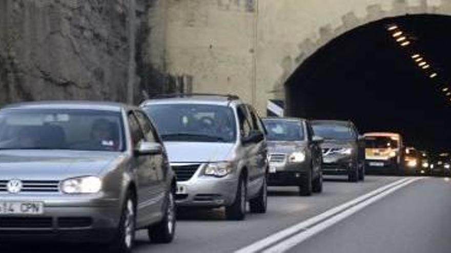 Trànsit al túnel del Bogunyà