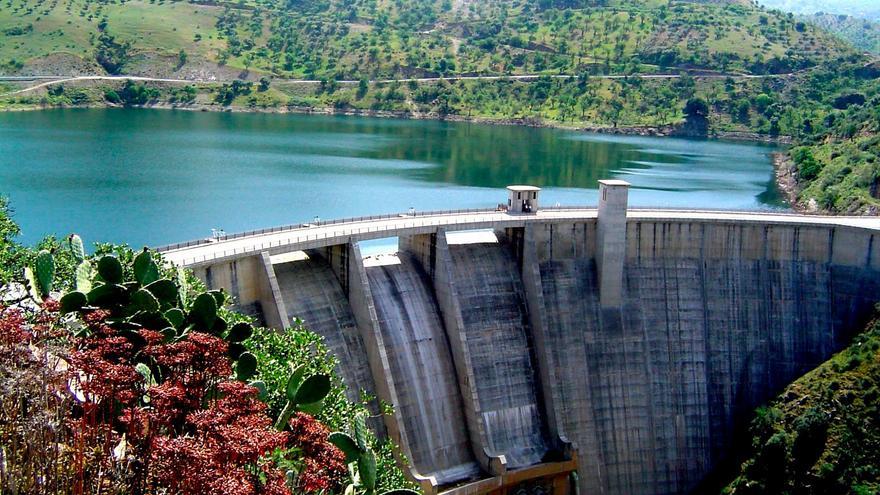 Imagen de archivo de un embalse en Andalucía