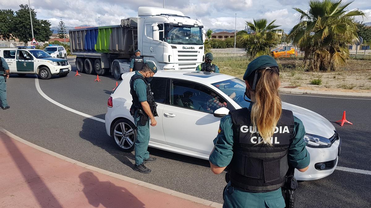 La Guardia Civil continúa con los dispositivos de cumplimiento de la normativa Covid