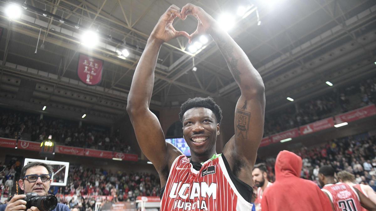 Todas las imágenes de la épica victoria del UCAM Murcia frente al Barcelona