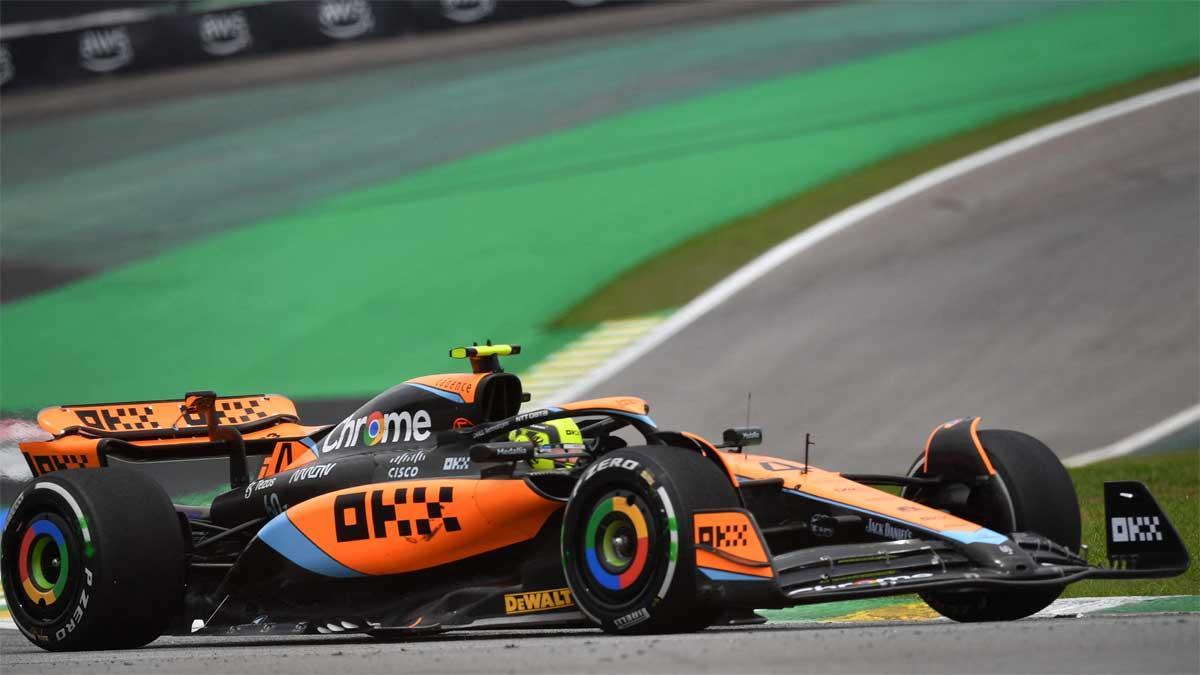 Lando Norris, al volante del McLaren en Interlagos