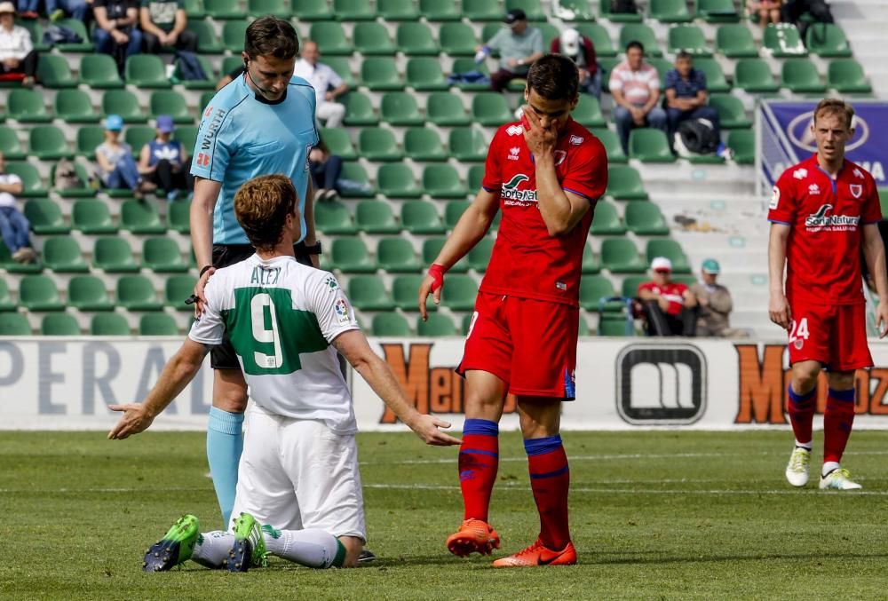 El Elche se queda sin fútbol y cae ante un Numancia muy superior