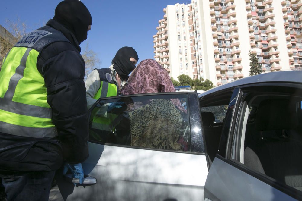 La Policía detiene a una yihadista en Alicante