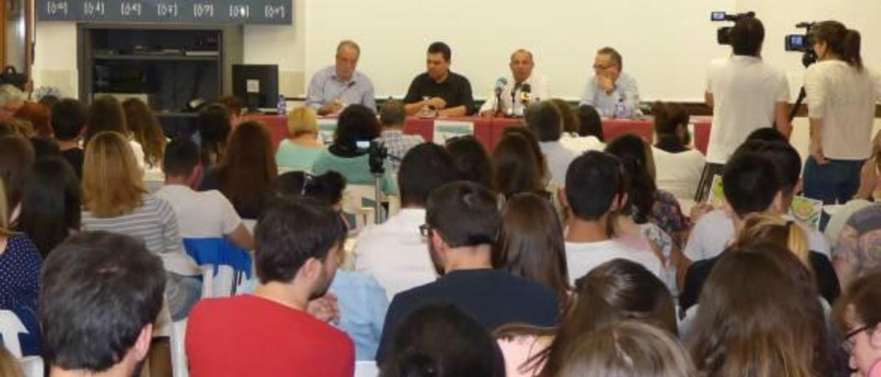 Ontinyent acoge un encuentro de alumnos de 5 universidades