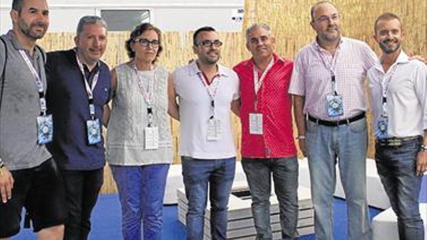 MARTÍNEZ DESTACA QUE EL ARENAL IMPULSA EL TURISMO VILA-REAL NO SE PERDIÓ LA MÚSICA DEL FESTIVAL