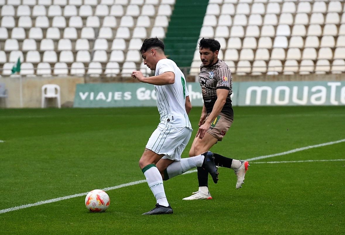 Las imágenes del Córdoba CF B-Ciudad de Lucena