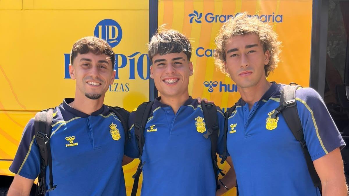 La UD Las Palmas cumple 77 años con la pancarta del gol en Ceuta