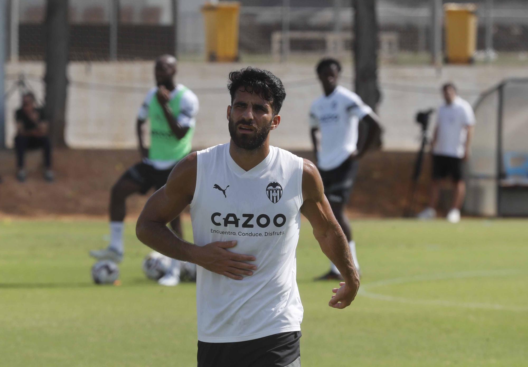 Entrenamiento del Valencia con Herrerín