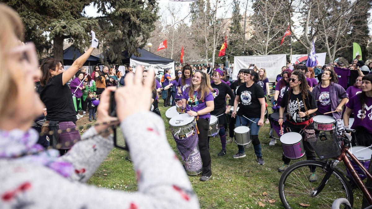 Los zaragozanos no fallan a su cita en el Tío Jorge por la Cincomarzada