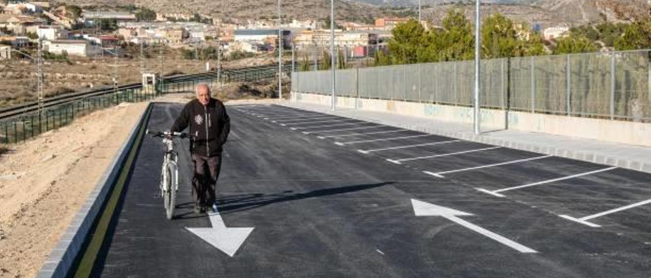 Acaban el acceso al Monastil y está pendiente la reforma del muro.