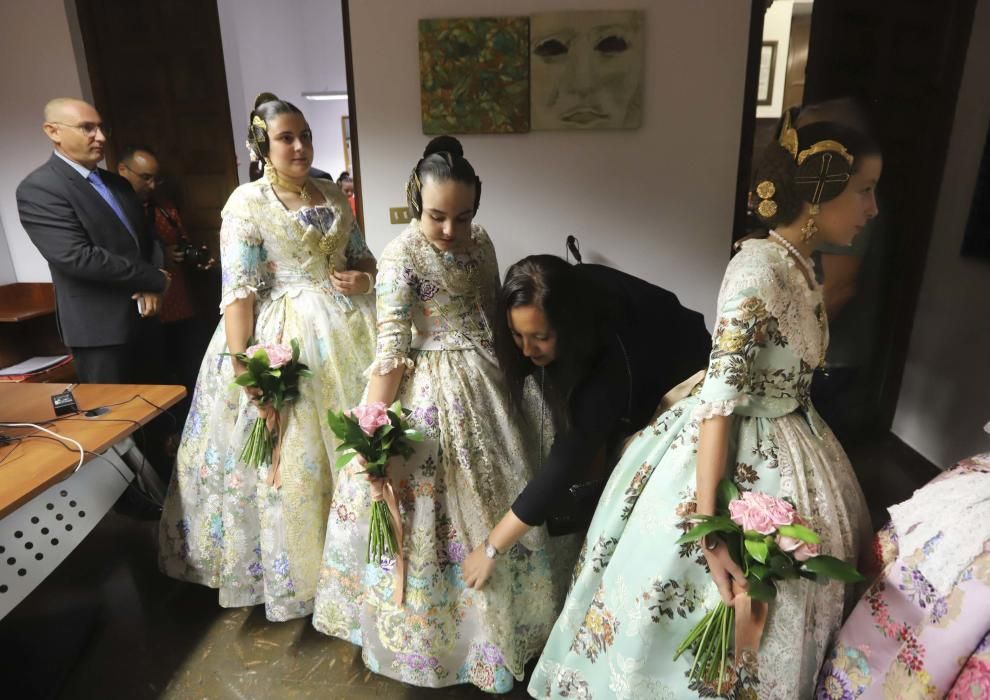 Sandra y Aitana, nuevas Falleras Mayores de El Camp de Morvedre.