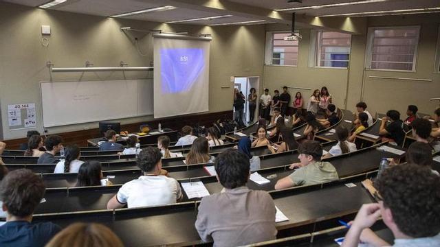 Alumnes les Proves d’Accés a la Universitat.