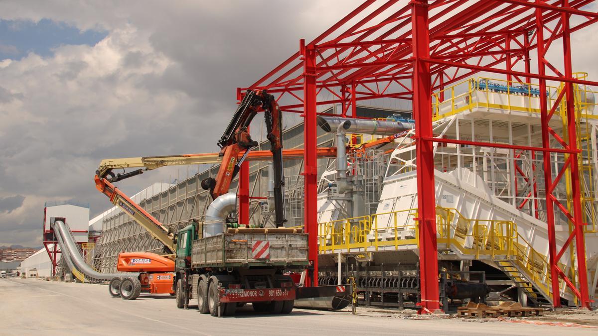 Los trabajos de finalización de la nave cerrada del Muelle 17.