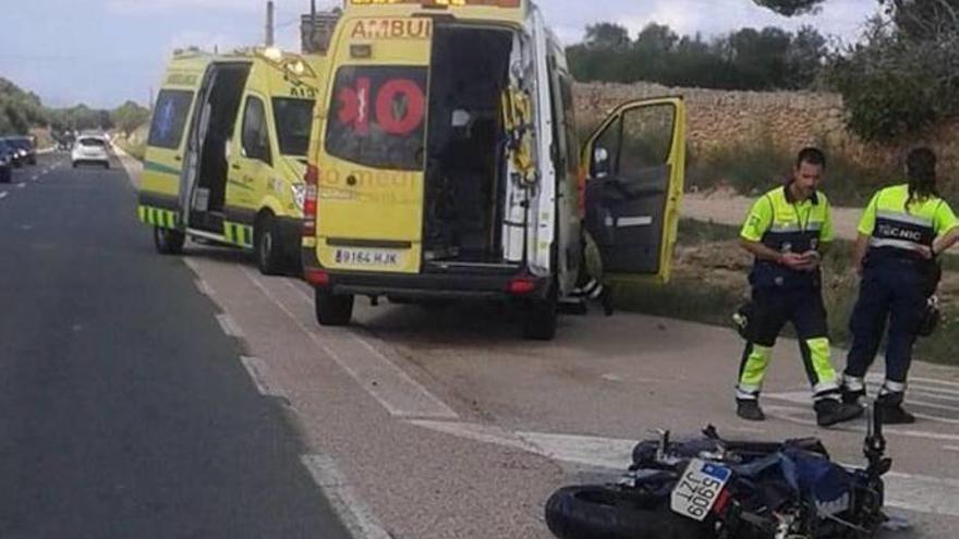 Der 22-jährige Motorradfahrer verstarb am Unfallort.