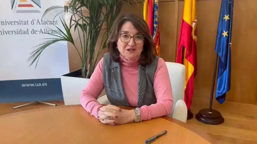 La reacción de la rectora de la UA, Amparo Navarro, tras la sentencia sobre Medicina