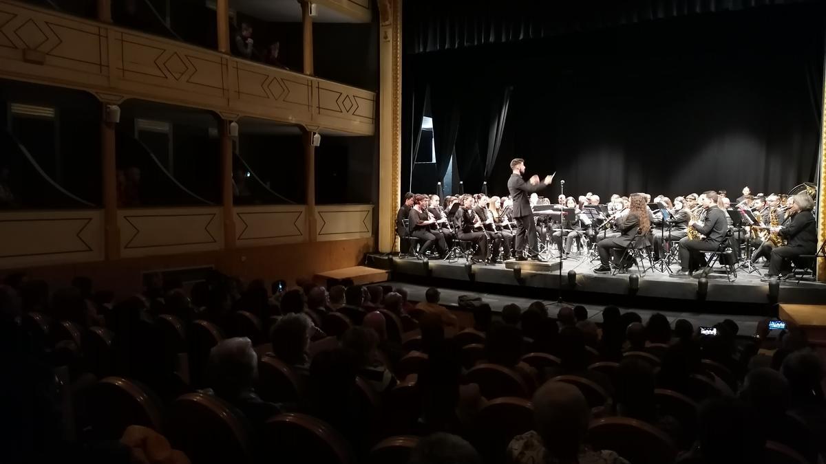 Tres marchas procesionales pasan a la final del concurso "Conquero" de Toro  - La Opinión de Zamora