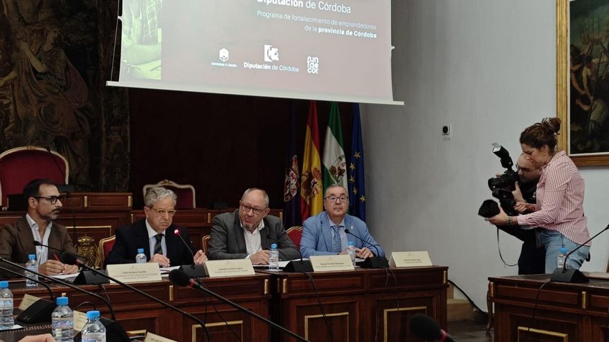Un total de 23 proyectos aspiran a los premios EmprendeUCO de 2025