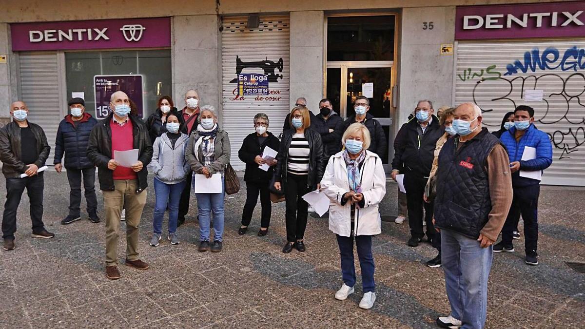 Concentració d&#039;afectats de Dentix a la província de Girona que es va fer el novembre.