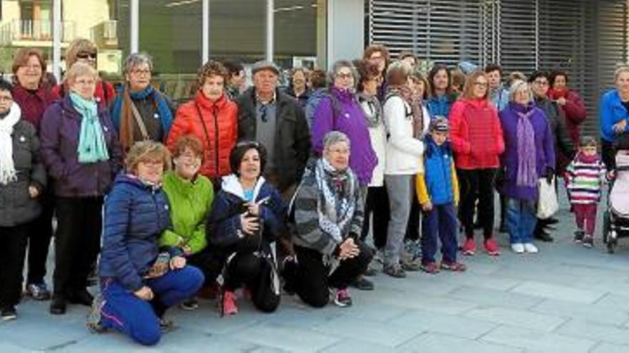 La novena Trobada Comarcal de Dones del Berguedà aplega 80 persones