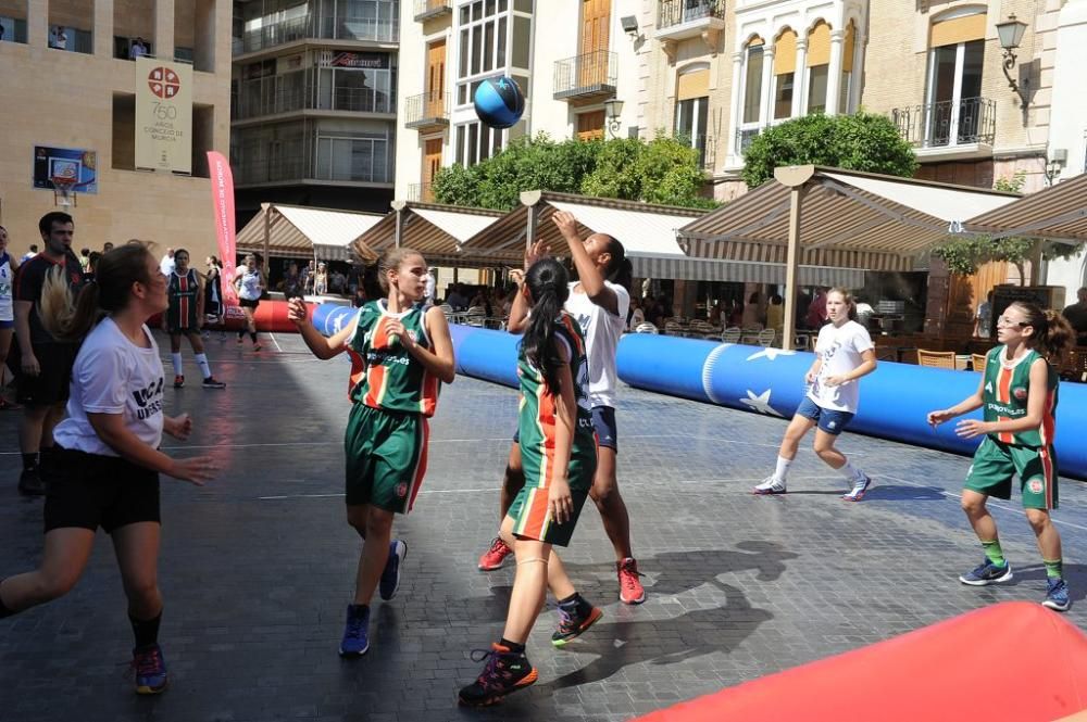 Baloncesto 3x3 en la Plaza Belluga