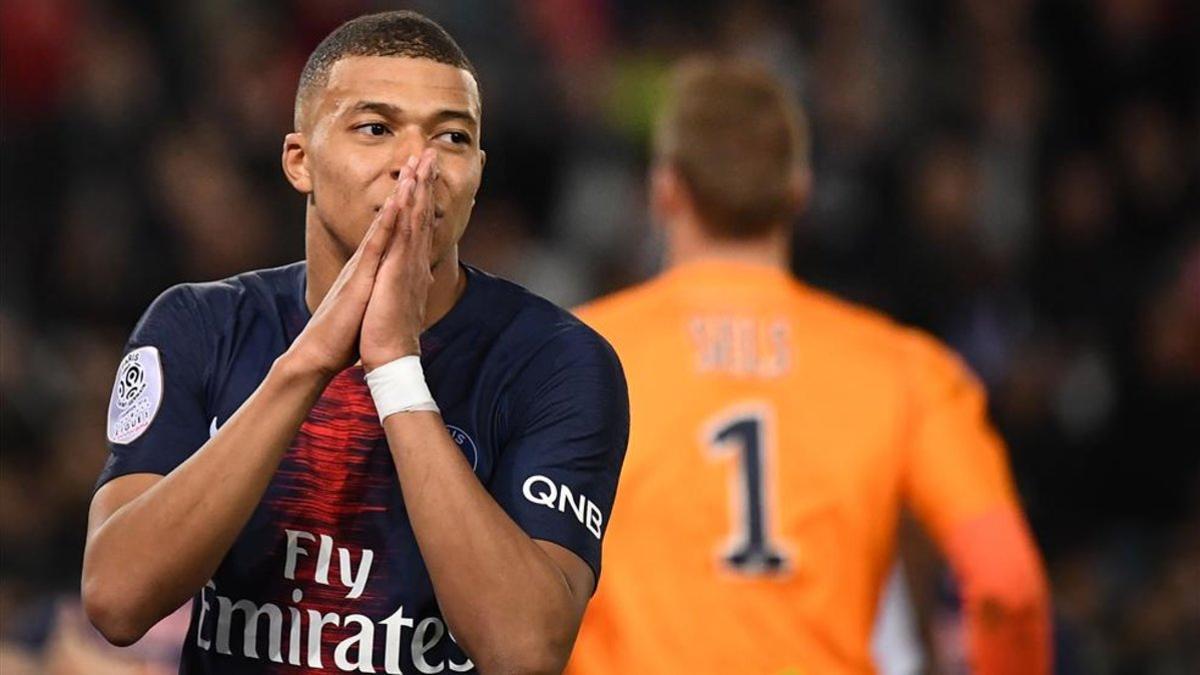 Ante la plaga de ausencias, Mbappé será única referencia del PSG ante el Nantes