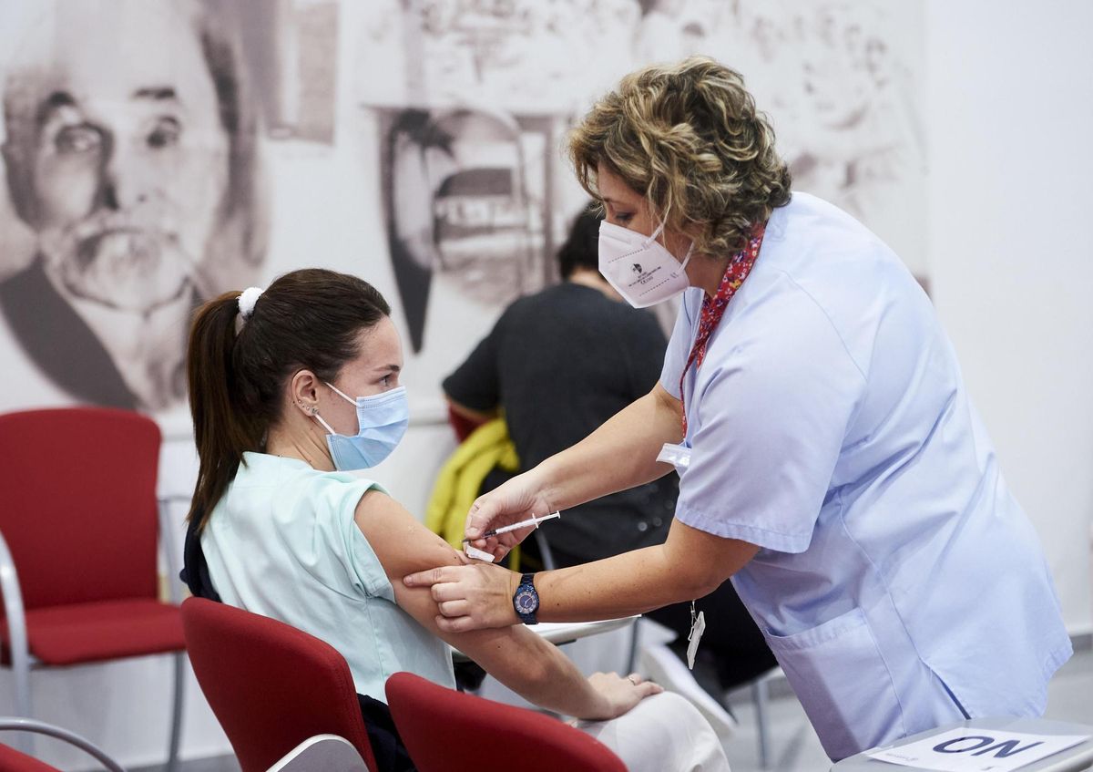 ‘Superimmunitat’: ¿L’òmicron és el millor reforç vacunal? ‘Superimmunitat’: ¿L’òmicron és el millor reforç vacunal?