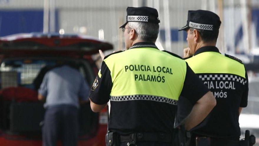 Agents de la Policia Local de Palamós, en una imatge d&#039;arxiu