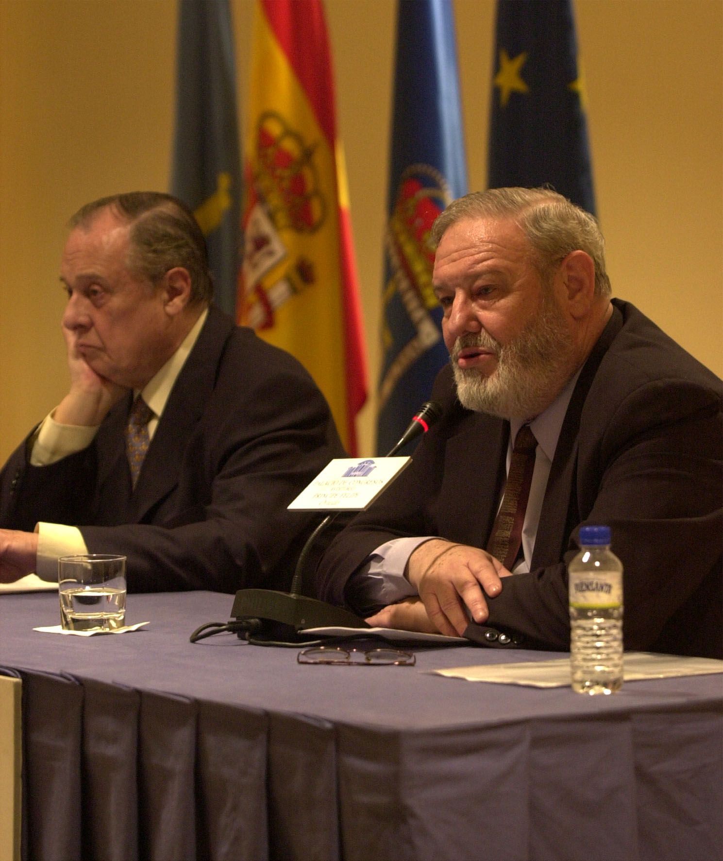 EN IMÁGENES: Muere el periodista asturiano José Luis Balbín, creador de "La clave"