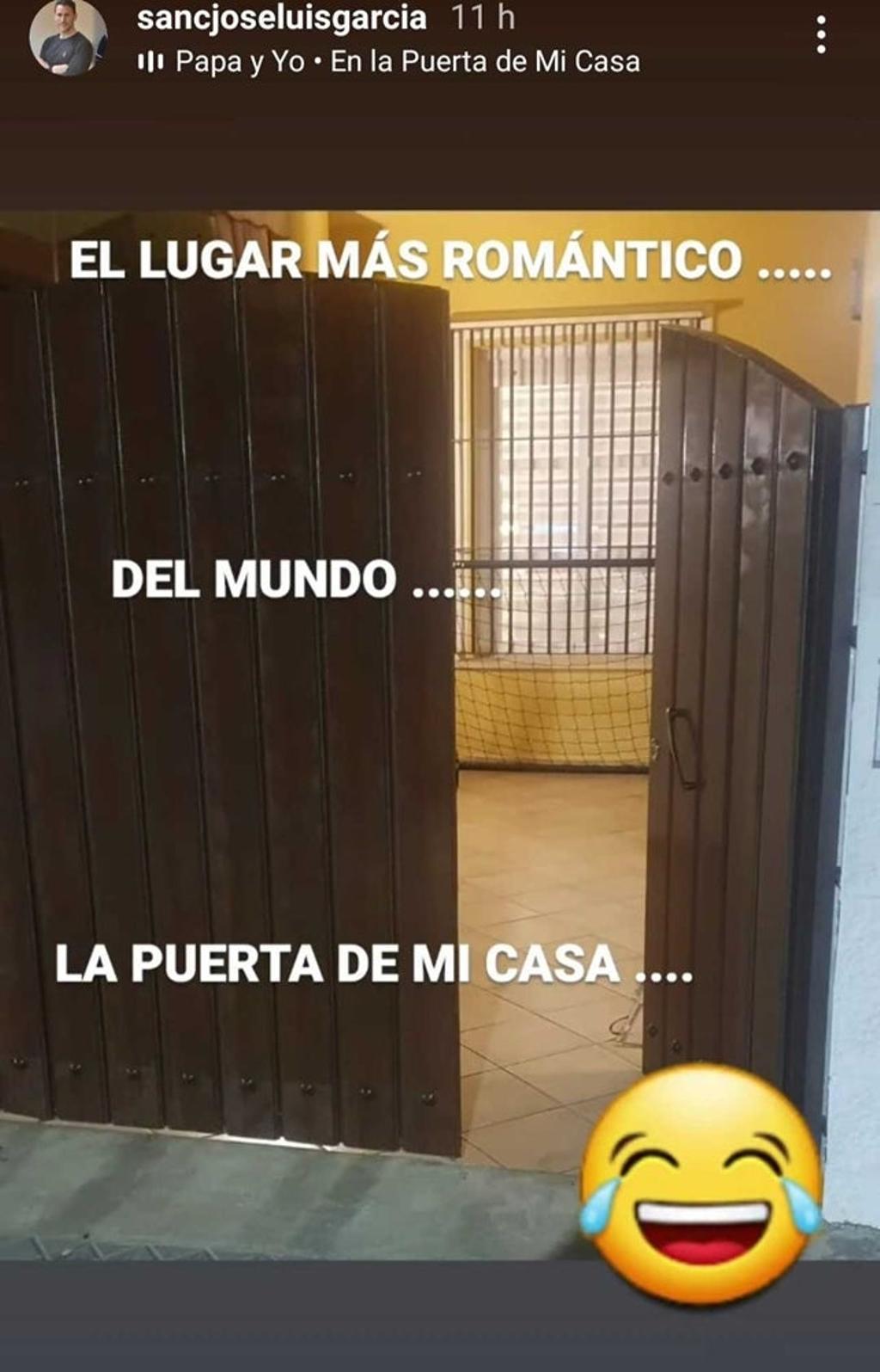La puerta de la casa del padre de Marina García