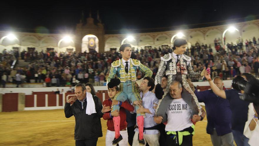 Roca Rey y Ginés Marín muestran su pujanza en Antequera